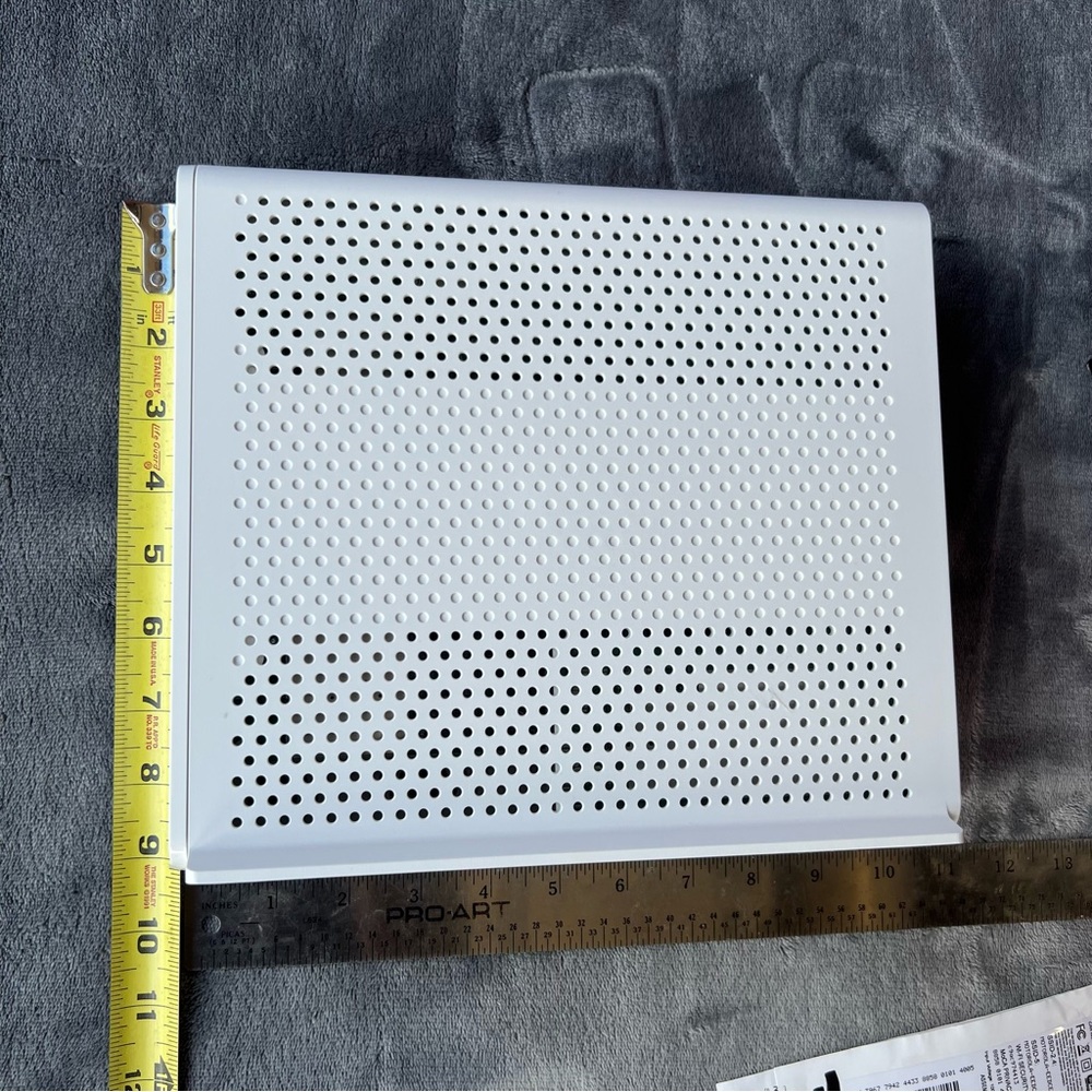 Motorola/Arris
SURFboard® Cable Modem & Wi-Fi® Router
Excellent condition - Picture 4 of 13